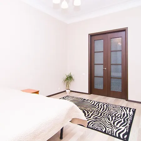 Apartament Minskrent On Komunisticheskaya Mińsk